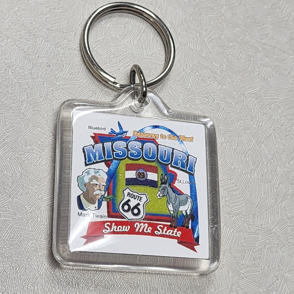 Vintage Route 66 Missouri Show Me State Square Lucite Keychain Ring Collectible